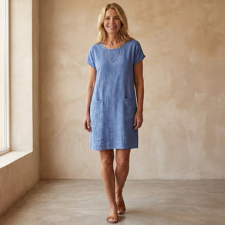 Robe bohème en coton bleu, manches courtes et encolure ronde, coupe droite