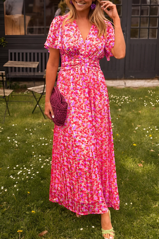 Robe maxi Ava™ rose à motif, décolleté en V, manches courtes bouffantes, taille froncée.