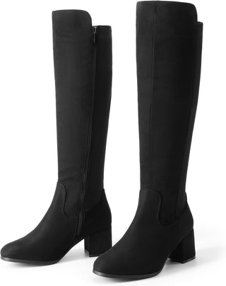 Paire de bottes hautes noires en suédine avec zip latéral et talon carré