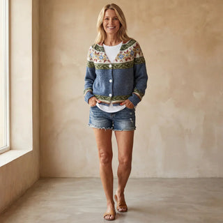 Cardigan rayé bleu à boutons, manches longues, motifs multicolores sur le devant