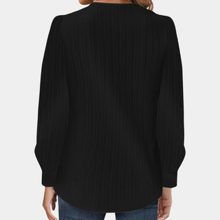 Pull en tricot Judith™ pour femmes noir, vue dos, manches longues bouffantes, texture côtelée verticale.