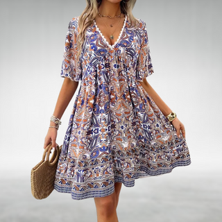 Robe courte bohème à décolleté en V, motif ethnique bleu et rouge, manches bouffantes