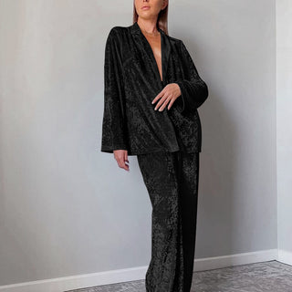 Ensemble pyjama en velours noir pour femme : chemise à revers et pantalon large
