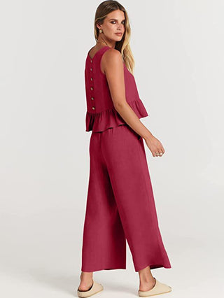 Ensemble blouse sans manches rouge à volants et pantalon ample