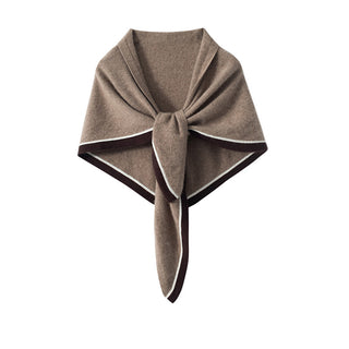 Écharpe triangle en cachemire taupe à bordure contrastée sombre, nœud central