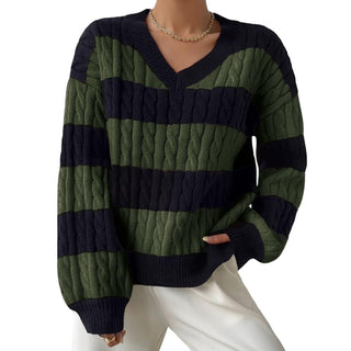 Pull torsadé rayé vert olive et bleu marine, col V, manches longues