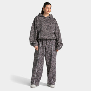 Ensemble sport femme sweat à capuche et pantalon ample imprimé léopard gris