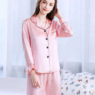 Pyjama en satin pour femme rose clair : chemise à col tailleur et pantalon long