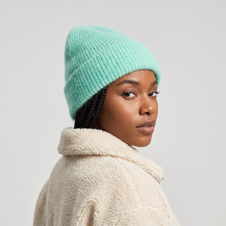 Bonnet ample en maille vert menthe, à revers côtelé
