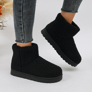 Bottines d’hiver fourrées noires, tige courte à revers et semelle épaisse