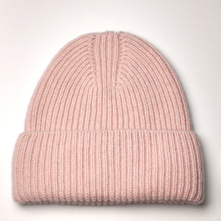 Bonnet docker en laine côtelée épaisse, rose pâle, vue de dessus