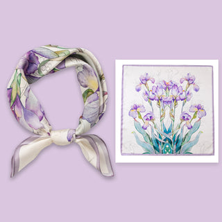 Foulard carré en soie blanc, fleurs violettes et roses, noué