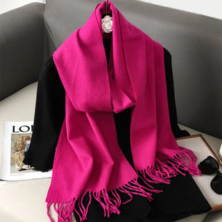 Grande écharpe en laine fuchsia à franges