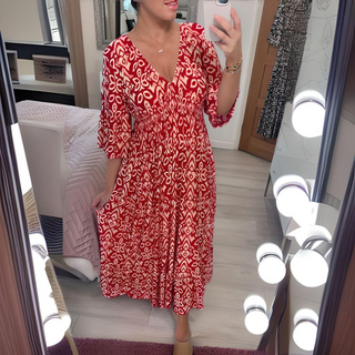 Robe bohème longue à décolleté V, motif rouge et blanc, manches évasées
